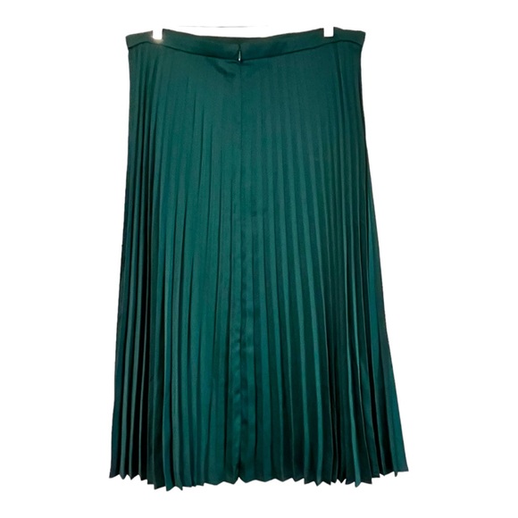 J. Crew NWT | Pleated MIDI Skirt Academic Green | 16 - Picture 5 of 15